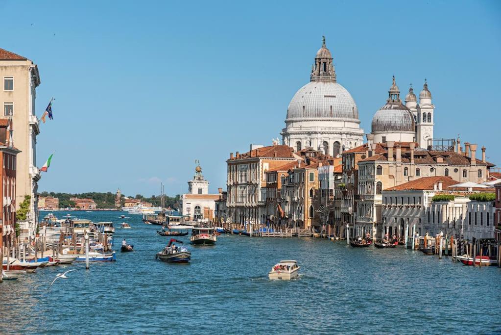 Guggenheim Dorsoduro * Venedig